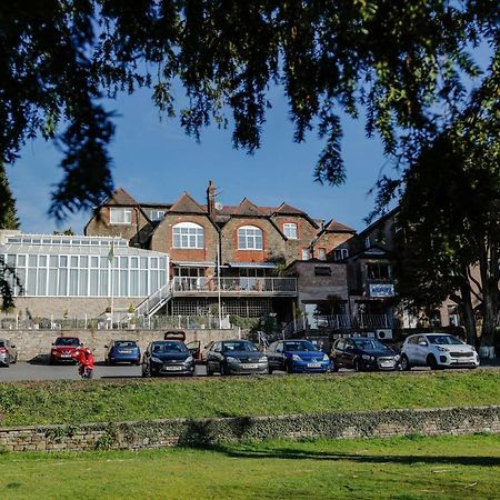 The Diplomat Hotel Restaurant & Spa Llanelli Zewnętrze zdjęcie