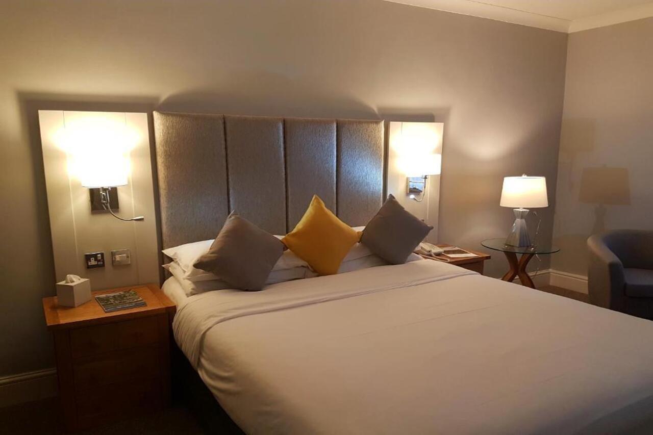 The Diplomat Hotel Restaurant & Spa Llanelli Zewnętrze zdjęcie