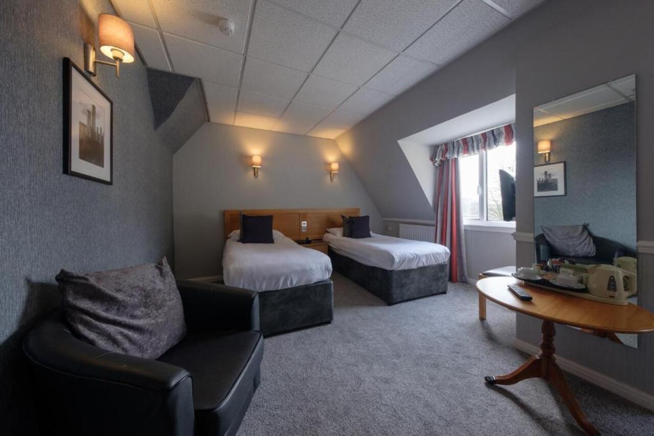The Diplomat Hotel Restaurant & Spa Llanelli Zewnętrze zdjęcie
