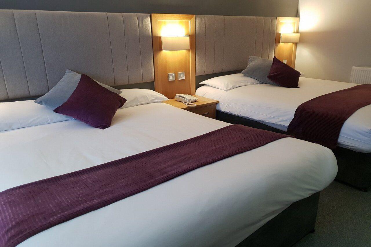 The Diplomat Hotel Restaurant & Spa Llanelli Zewnętrze zdjęcie