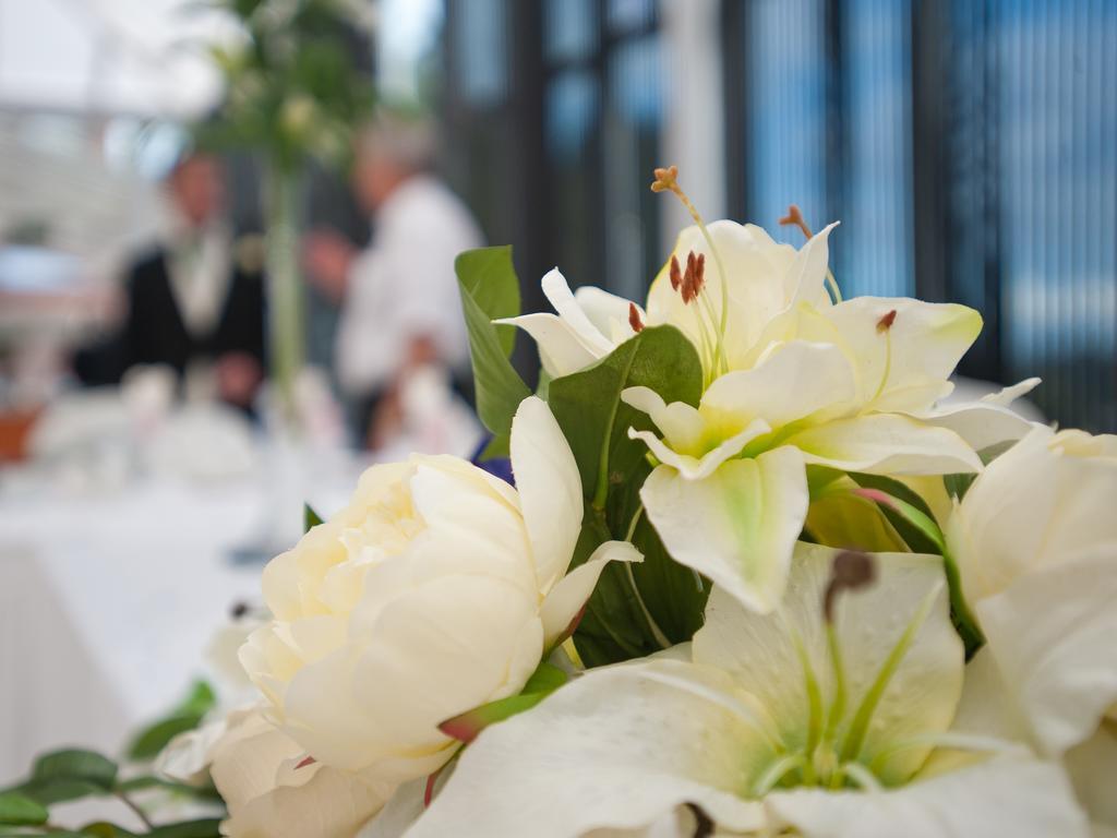 The Diplomat Hotel Restaurant & Spa Llanelli Zewnętrze zdjęcie