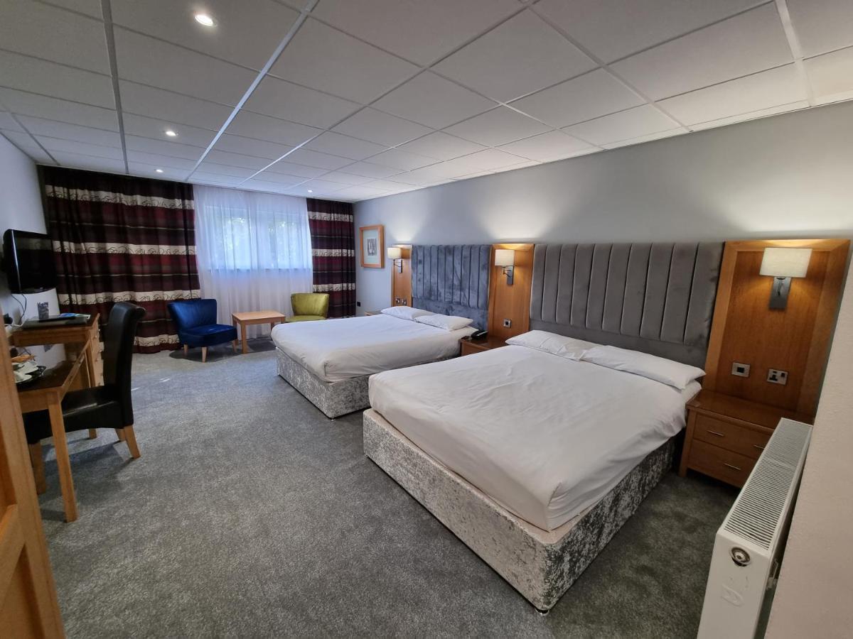 The Diplomat Hotel Restaurant & Spa Llanelli Zewnętrze zdjęcie