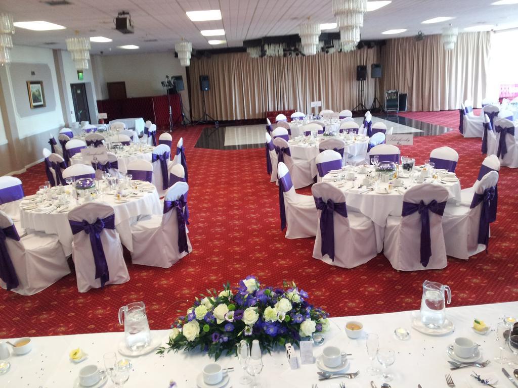 The Diplomat Hotel Restaurant & Spa Llanelli Zewnętrze zdjęcie