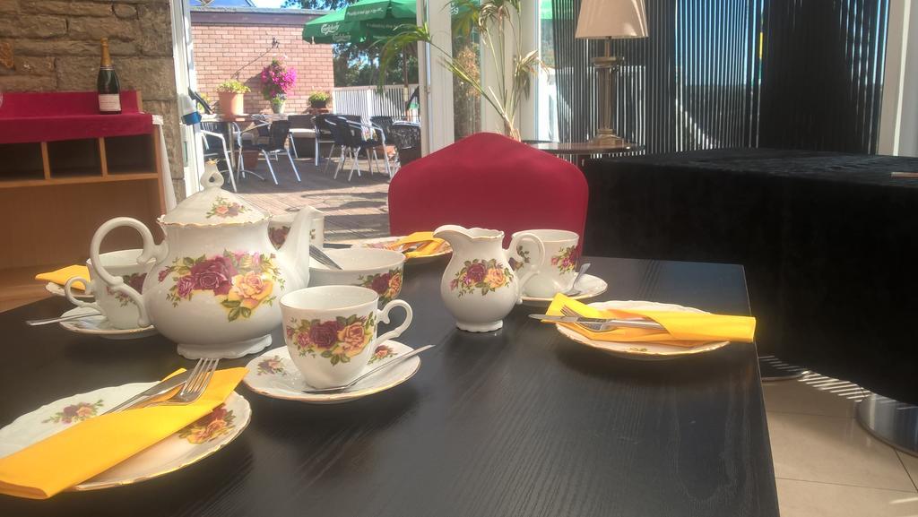 The Diplomat Hotel Restaurant & Spa Llanelli Zewnętrze zdjęcie